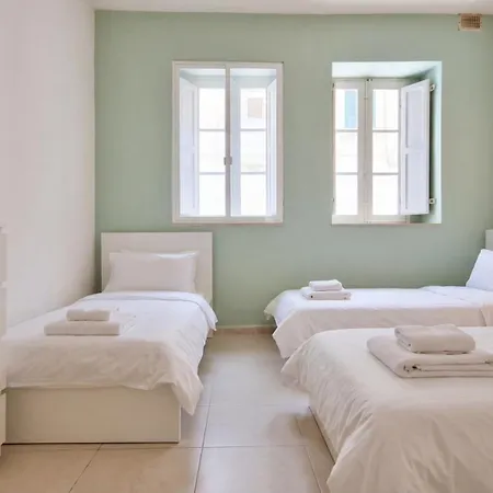 Azure 3bd & Penthouse شقة