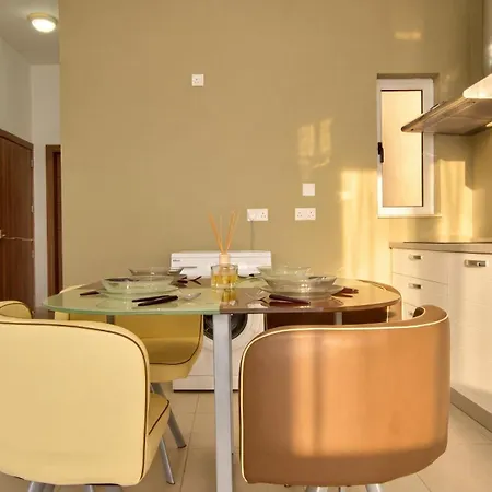 Azure 3bd & Penthouse *