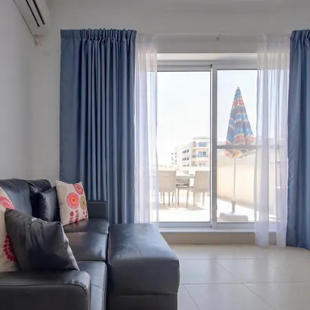 Azure 3bd & Penthouse *
